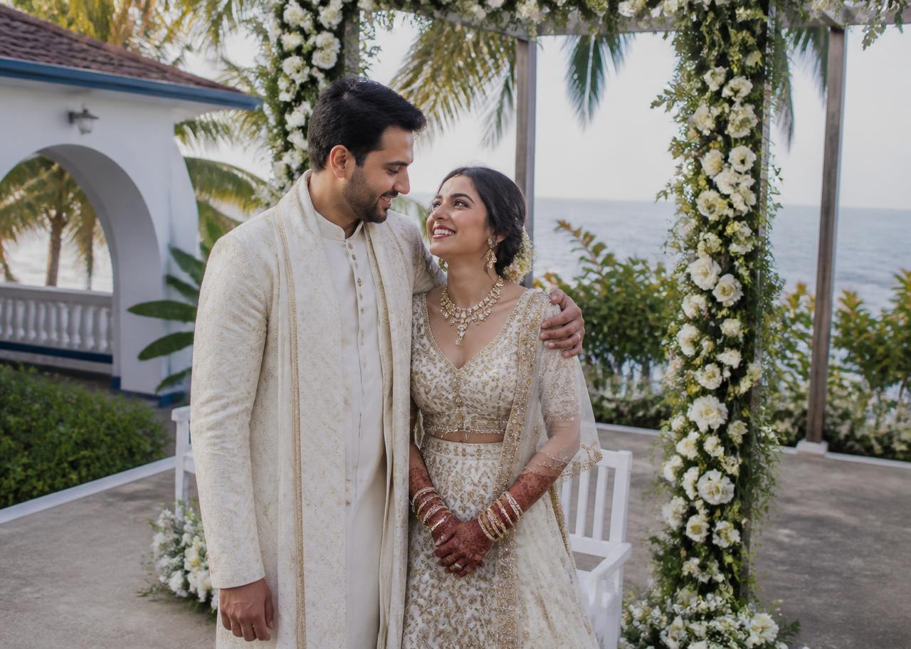 Indian destination wedding couple by the sea in Goa